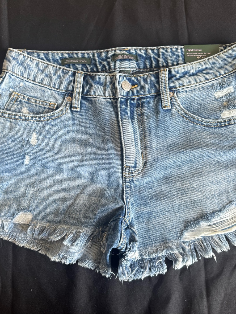 Wild Fable Womens Size 6 Mid Rise Cutoff Denim Shorts Distressed Fringe Hem NWT